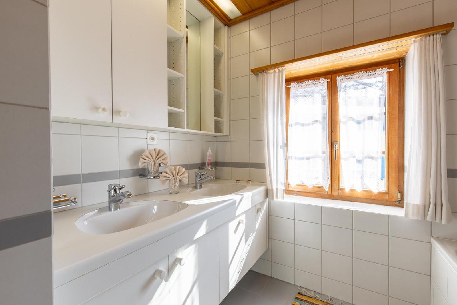 Chasa Tredeschin Lägenhet Scuol Exteriör bild