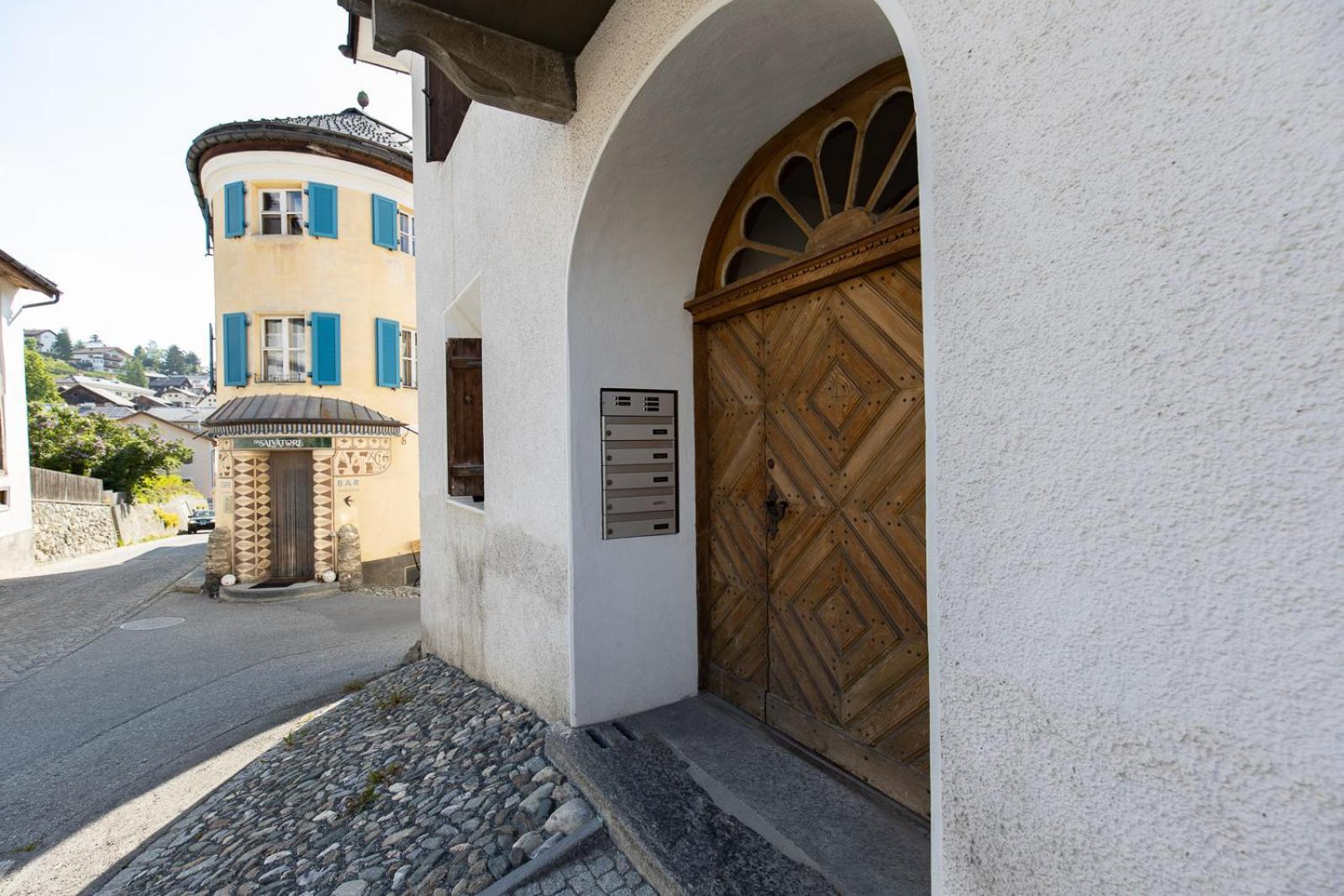 Chasa Tredeschin Lägenhet Scuol Exteriör bild